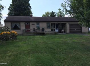 2211 Jackson St, Savanna, IL 61074