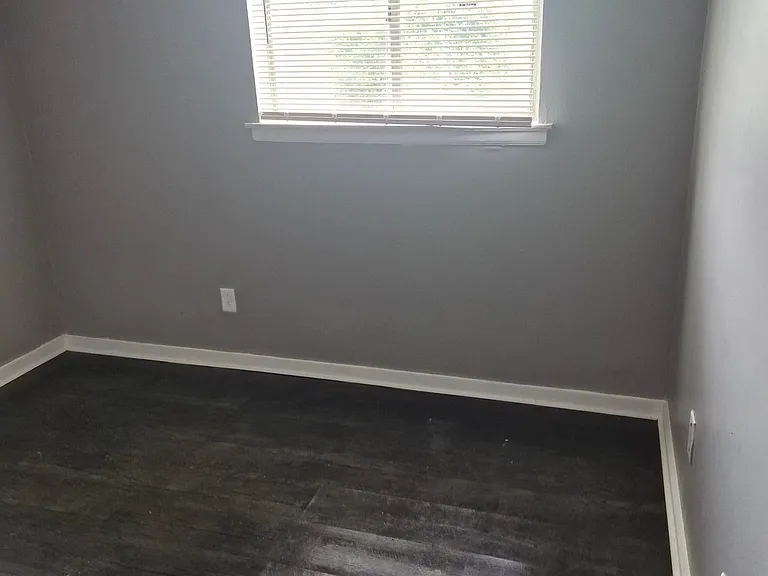 Imogene Apartments — Photo 12