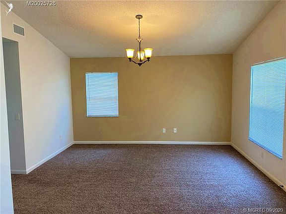 4th image of 5891 SE Wilsie Dr