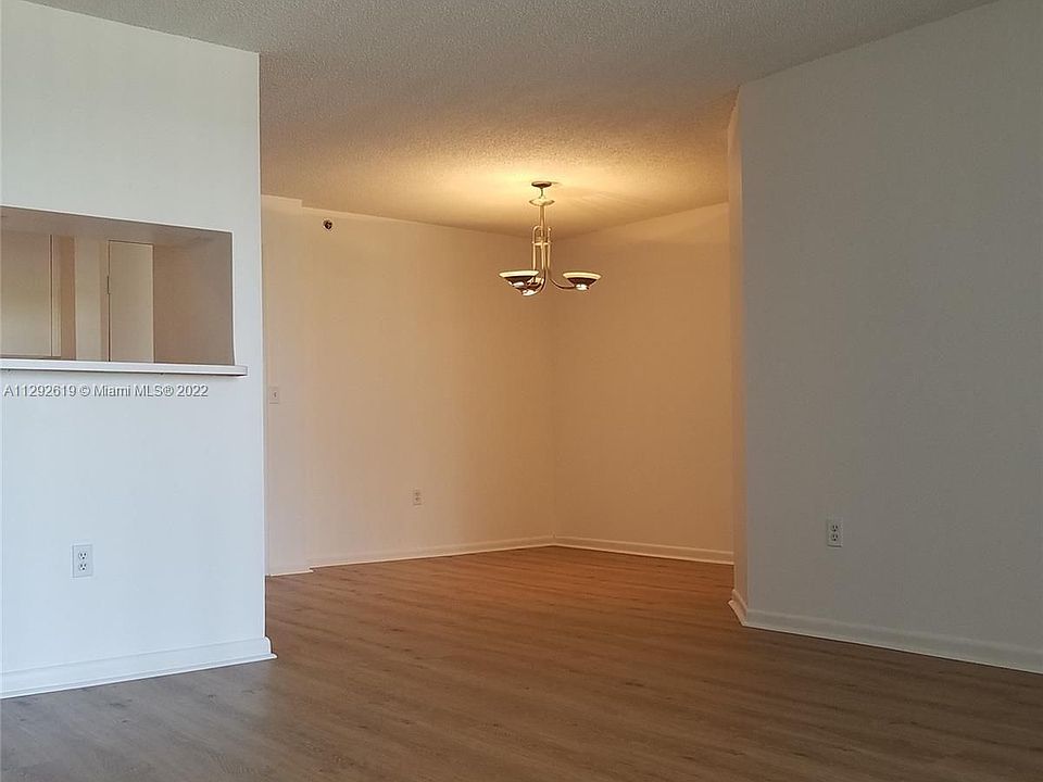 1st image of 19999 E Country Club Dr #1505