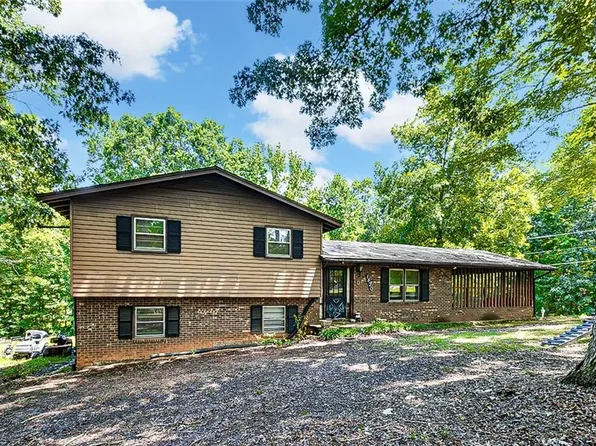 1820 Danny Bell Rd, Asheboro, NC 27205