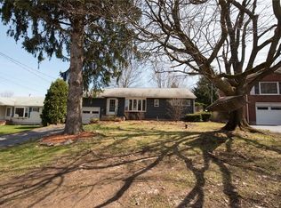 137 Skyview Ter, Syracuse, NY 13219