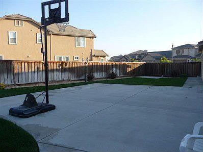 5th image of 16237 Sheltered Cove Cir