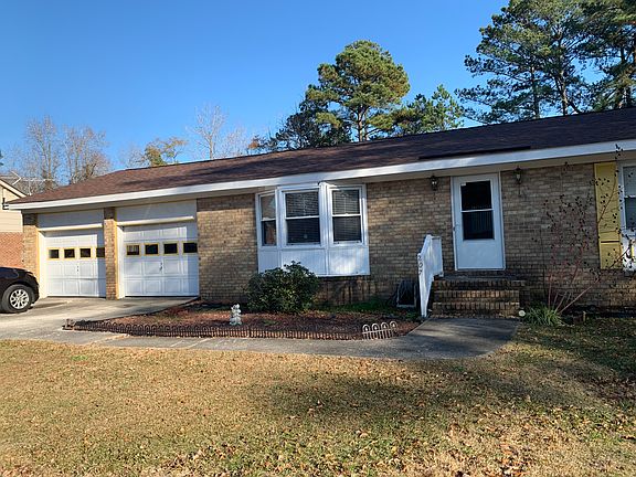 3rd image of 207 Pearl Dr