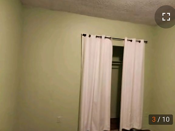5th image of 637 Gerrard St E #3