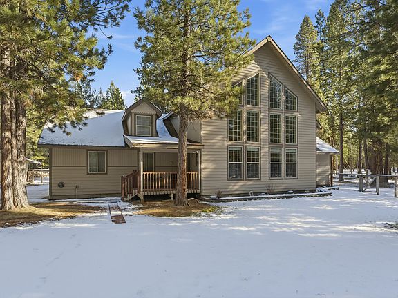3rd image of 52384 Barberry Cir
