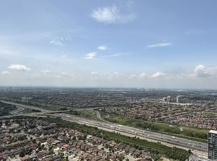 430 Square One Dr #4611, Mississauga, ON L5B 0E2