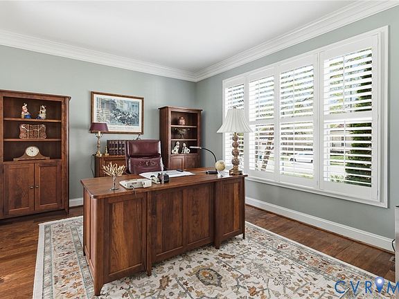 5th image of 1493 Camberley Dr