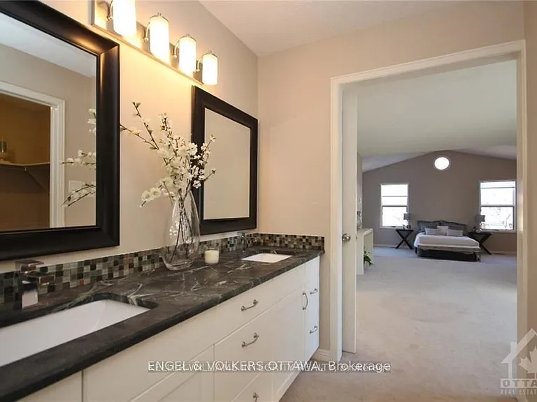 28 Country Club Dr — Photo 17