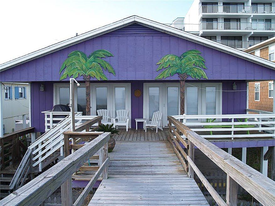 2nd image of 907 Carolina Beach Ave S