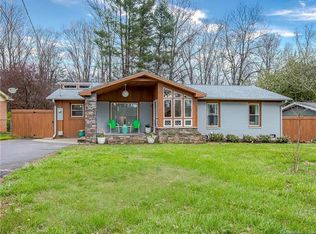 60 Pleasant Ridge Dr, Asheville, NC 28805