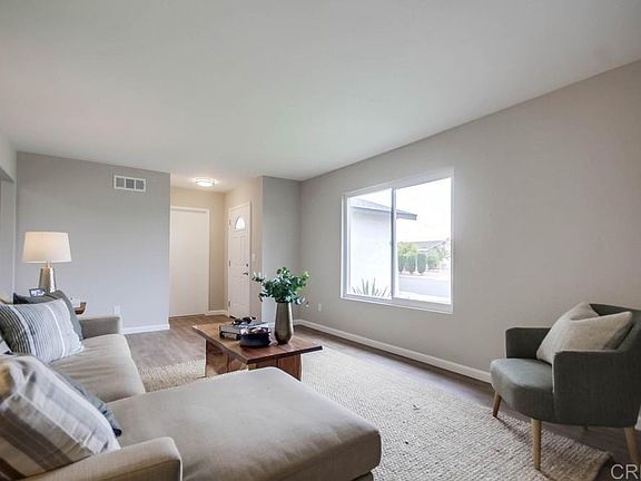 4th image of 10895 Greenford Dr