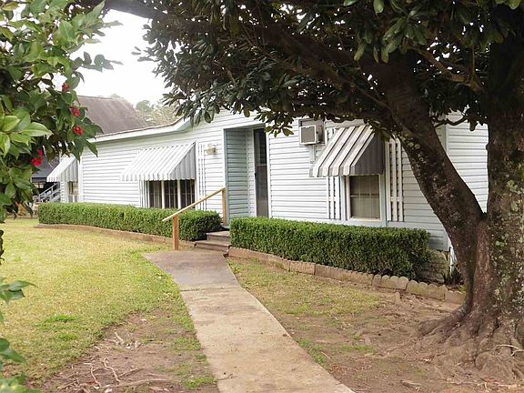 3rd image of 765 County Road 437