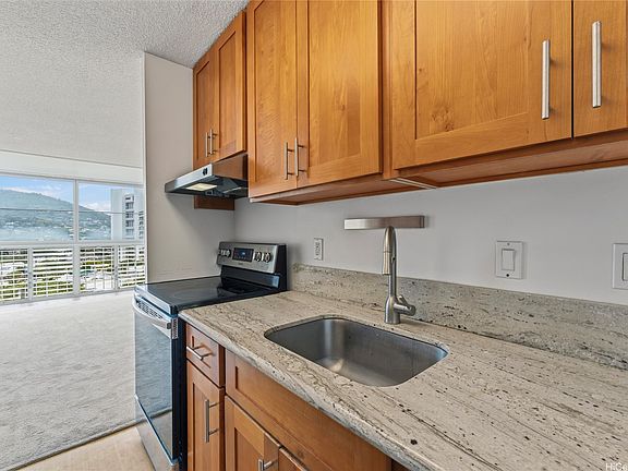 4th image of 1011 Prospect St APT 809