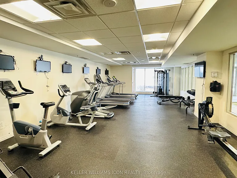 242 Rideau St #1106 — Photo 20