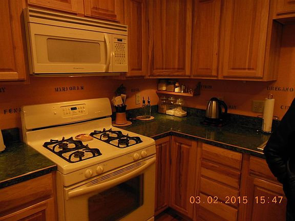 2nd image of 2106 Boxwood St