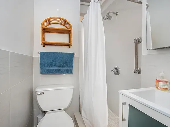 517 East 77th Street image 6 of 9