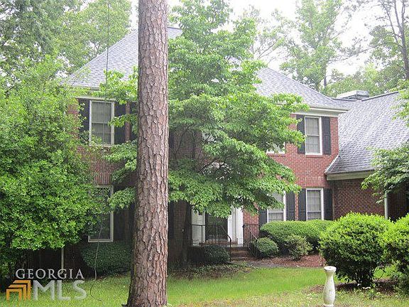 2nd image of 3505 Carrick Cir