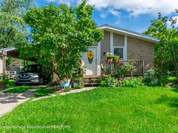 4333 Macdougal Cir, Lansing, MI 48911