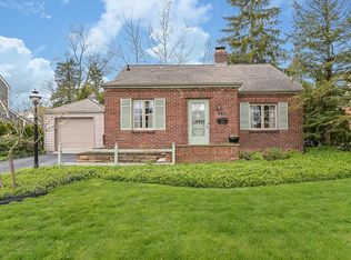 1500 Greenview Dr, Ann Arbor, MI 48103