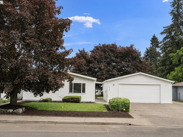 3425 Camas St, Woodburn, OR 97071