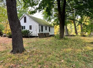 21 Lake Rd, Valatie, NY 12184