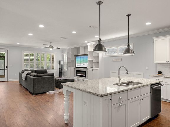5th image of 129 Leap Year Ln