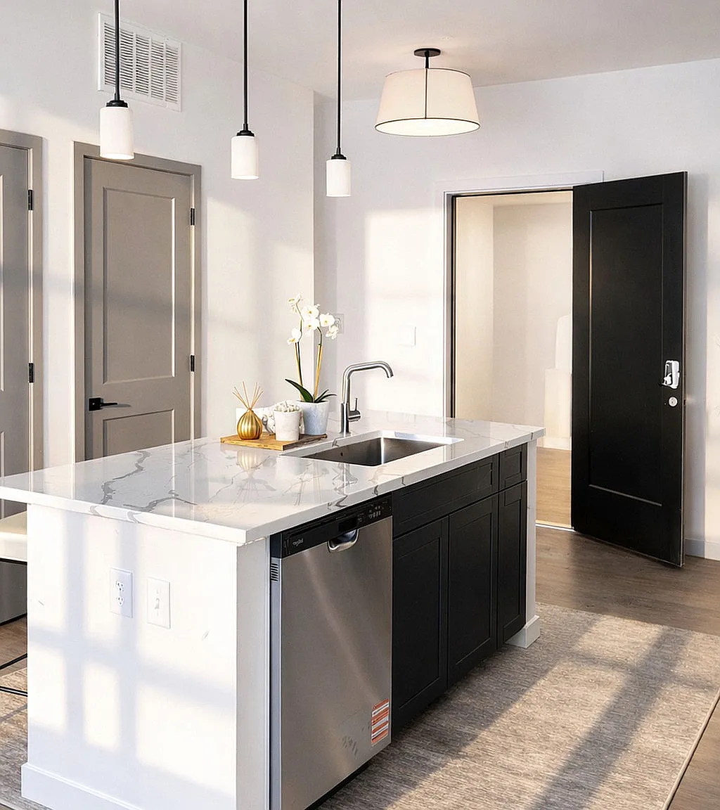 Elevate Apartments — Photo 2