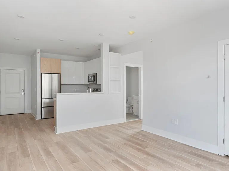 3935-3937 Lancaster Ave — Photo 27