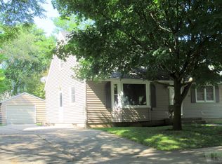 732 11th St NE, Mason City, IA 50401