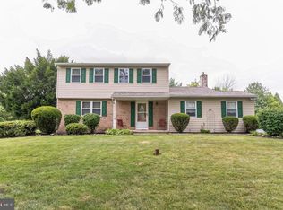 2964 Woodview Dr, Hatfield, PA 19440