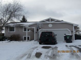 2605 Westcliffe Dr, Burnsville, MN 55306