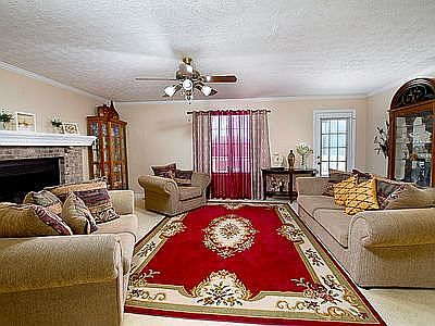 4th image of 7408 Castlegate Blvd
