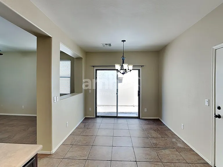 3774 E Santa Fe Ln — Photo 7