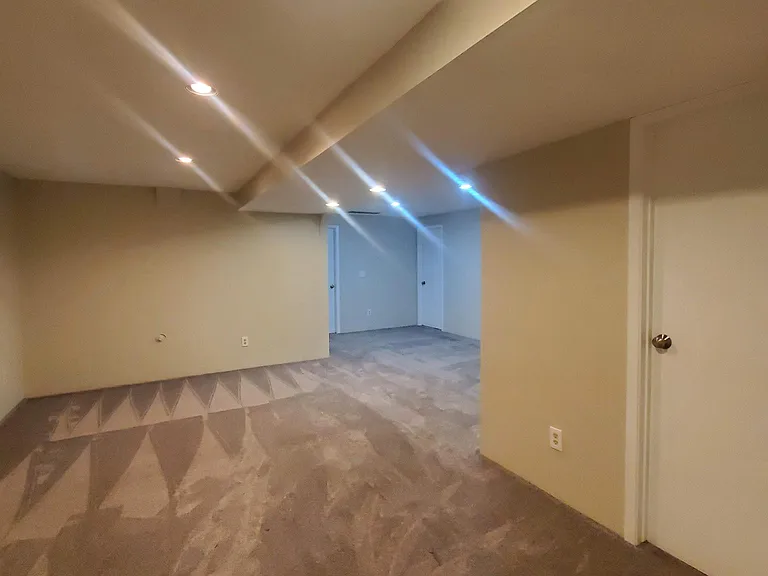 7307 N Hamilton St — Photo 10