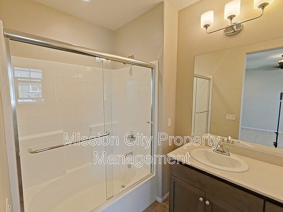 2nd image of 6520 Calle Koral