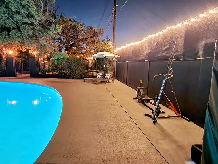 2548 E Wilson Ave — Photo 7