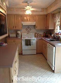 Master bathroom
						:
						Large master bathroom w/ jetted tub, custom built cabinets w/ vanity, 2 closets