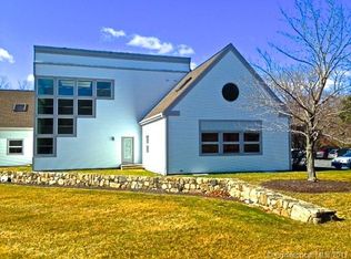 47 Sherman Hill Rd STE B101, Woodbury, CT 06798