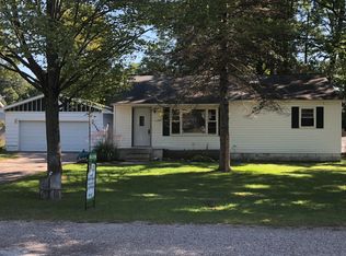 1060 Woodridge St, Muskegon, MI 49442