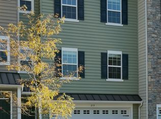 215 Mia Dr, Newark, DE 19711