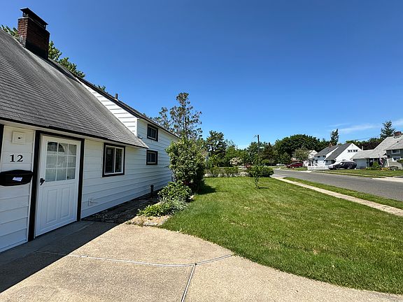 2nd image of 12 Brittle Ln