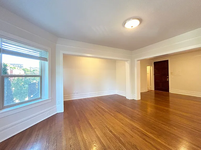 The New Carroll Apartments — Photo 54