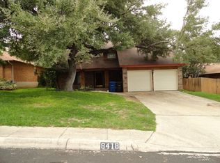 8418 Timber Crown St, San Antonio, TX 78250
