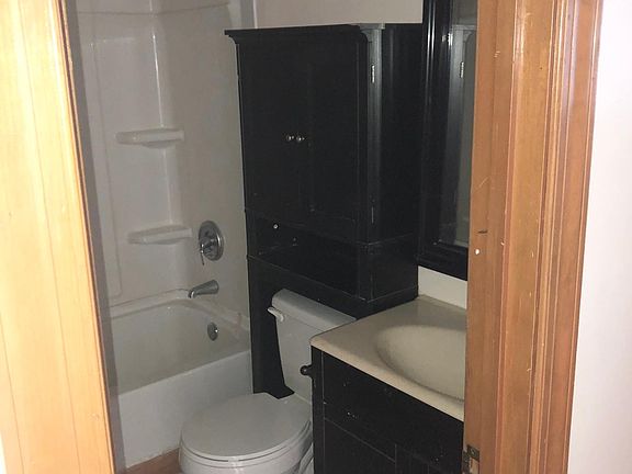 3rd image of 1406 Colony Park Dr APT 1