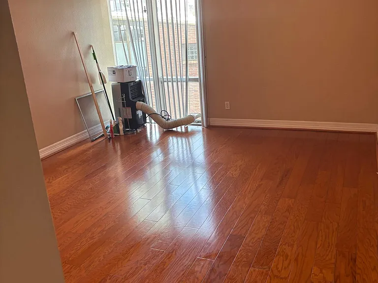 5238 Memorial Dr — Photo 14