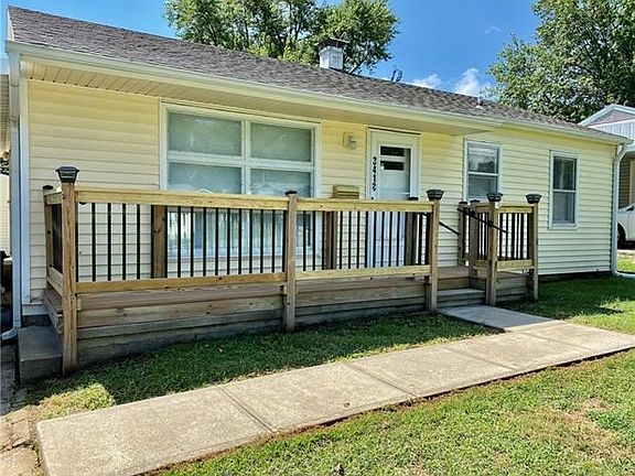 2nd image of 3418 Doniphan Ave