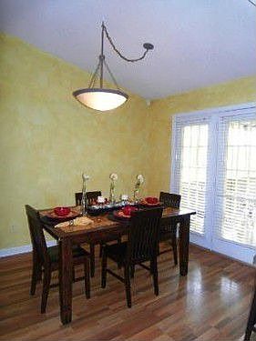 5th image of 5625 Jamaica Ln