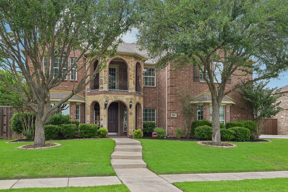 Texana Dr-S3004-001.jpg