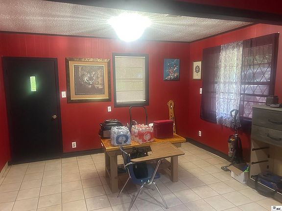 5th image of 10529 Hill Ave